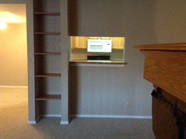 Building Photo - 6384 S 80th East Ave