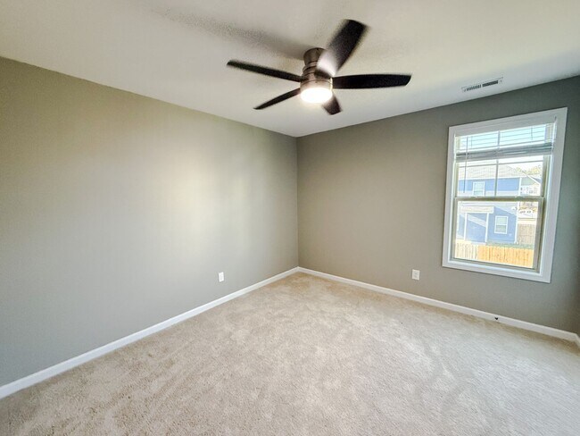 Building Photo - 268 Chatfield Dr.