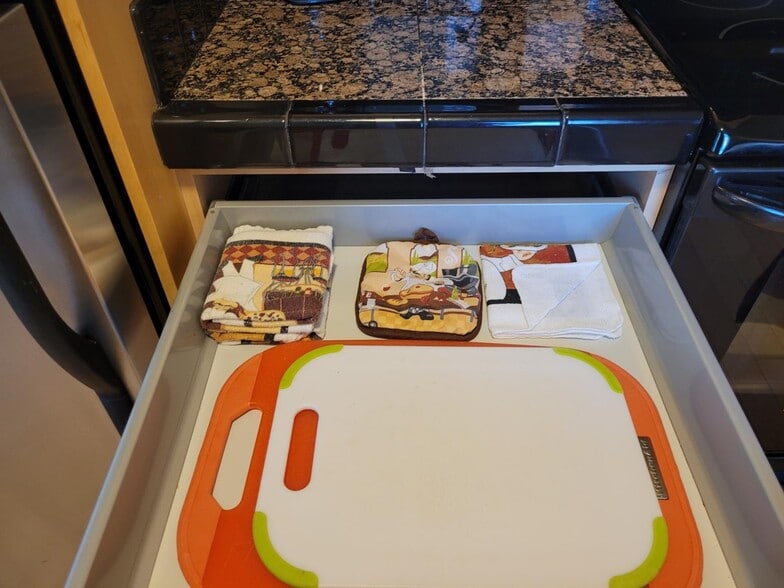 Building Photo - 1219 Burwell St