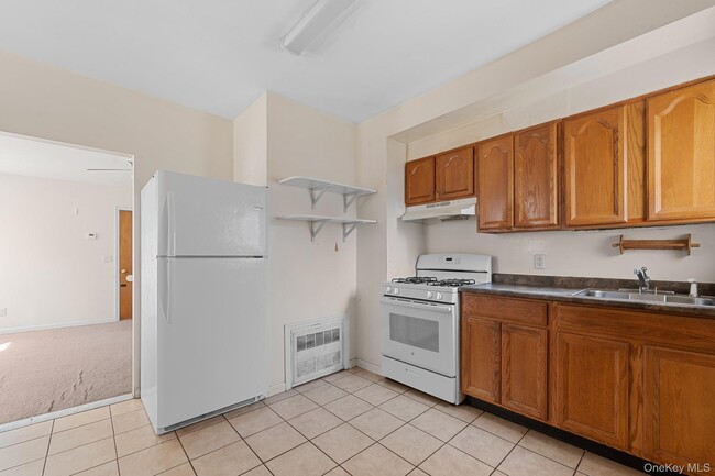 Building Photo - 130-27 116th St