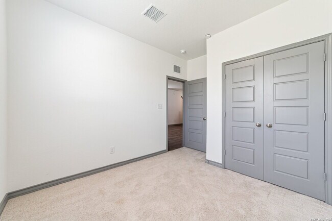 Building Photo - Like New 4 Bedroom Home in Corley Farms with First Floor Primary and Game Room