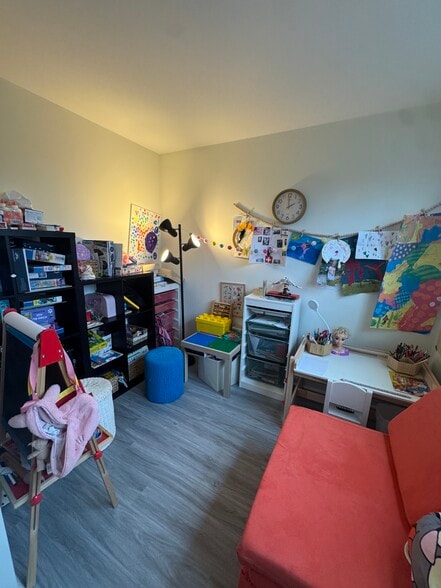 Building Photo - 33202 Town Green Dr