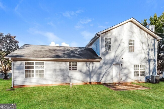 Building Photo - 290 Pleasant Hills Dr