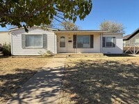 Building Photo - 3137 N Tom Green Ave