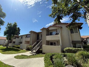 Building Photo - Beautiful 2B/2BA Condo in La Mesa Availabl...