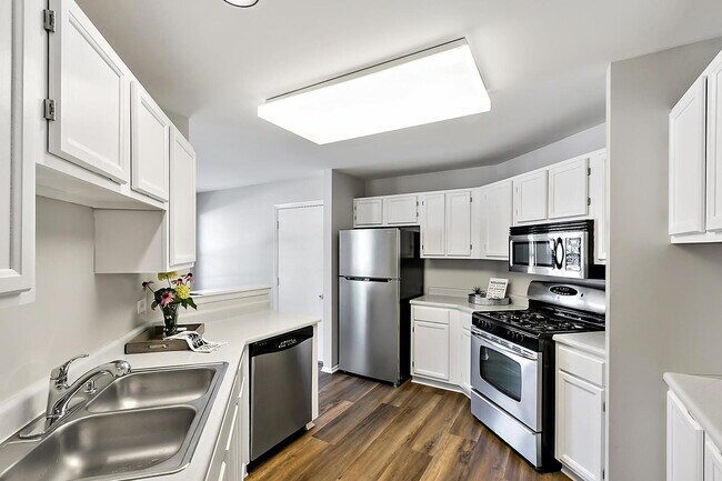 Building Photo - 371 Ashford Cir