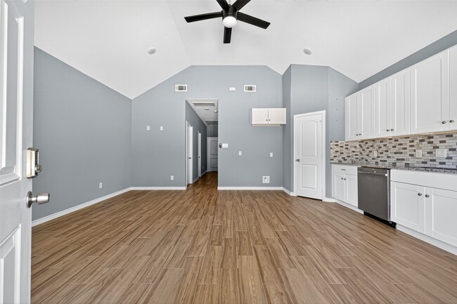 Building Photo - 9755 Black Gum