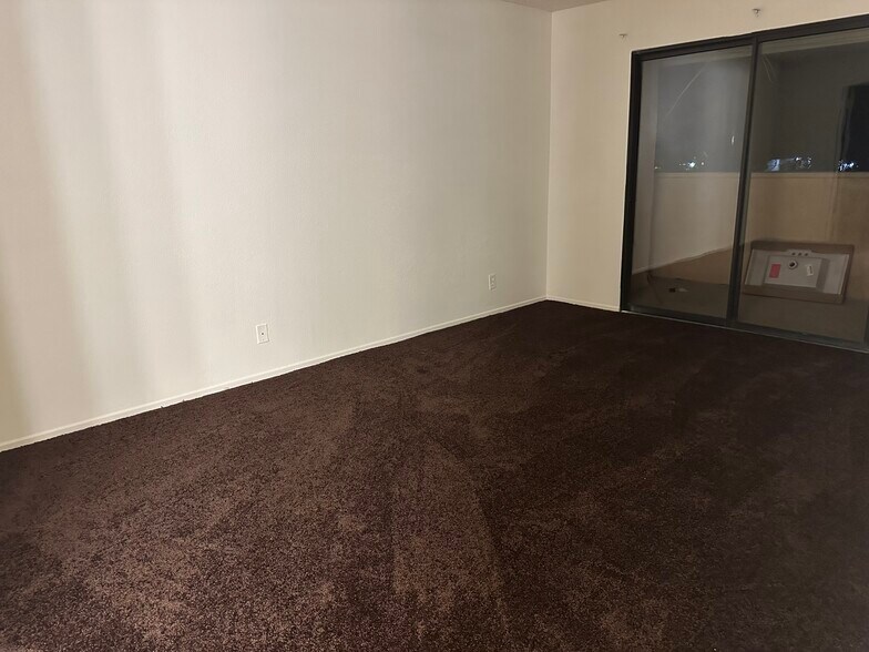 Building Photo - 1828 E Avenue J9