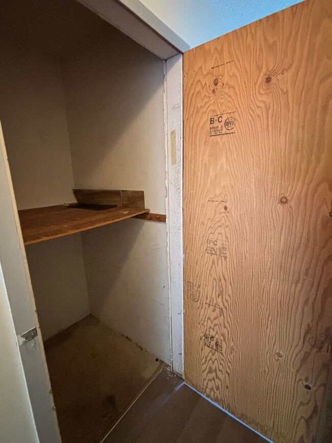 Building Photo - SE 49th and Hawthorne Blvd