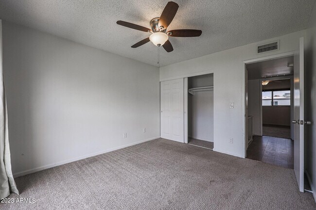 Building Photo - 3868 N 30th St