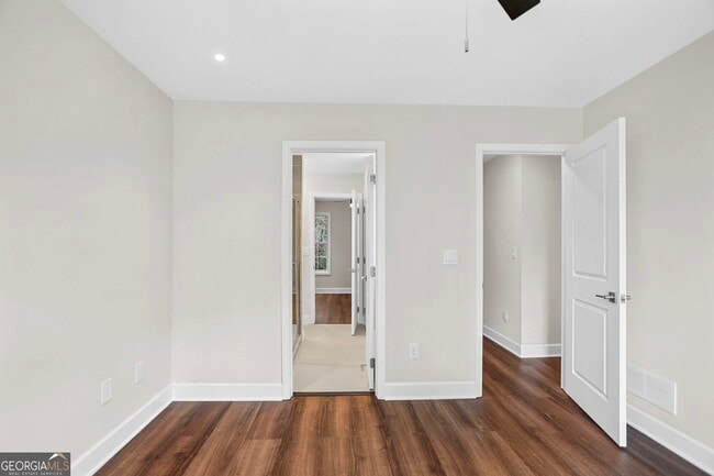 Building Photo - 1540 Bramlett Blvd