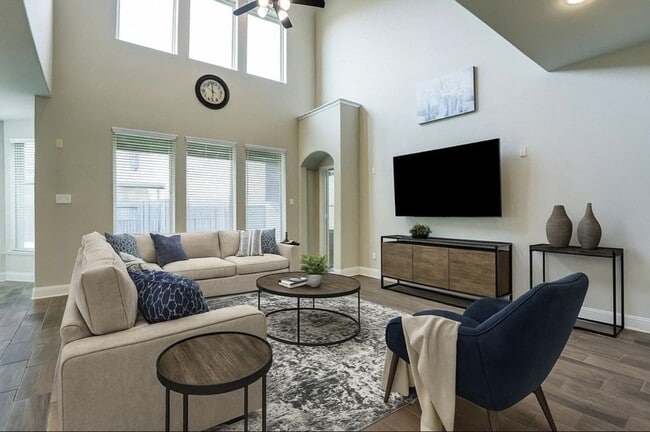 Building Photo - 29838 Norwood Canyon Ln