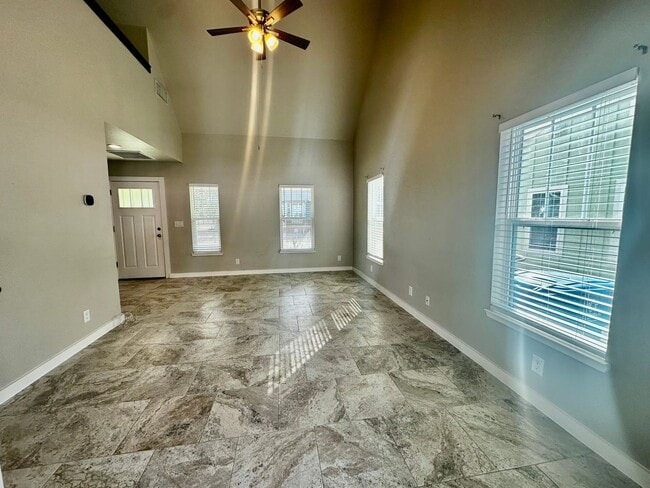 Building Photo - Riverfront Bungalow #9