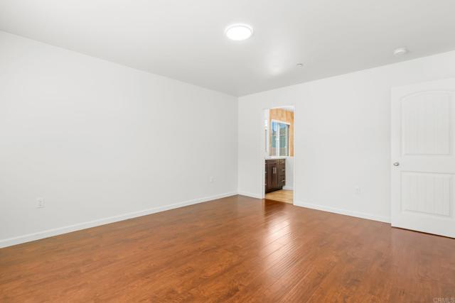 Building Photo - 9086 Los Coches Rd