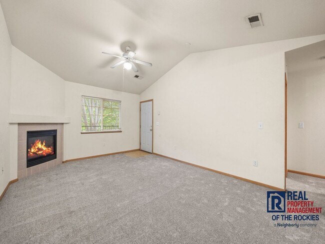 Building Photo - 2 Bed, 2 Bath Condo- Prime Location Near CSU & Old Town FOCO!