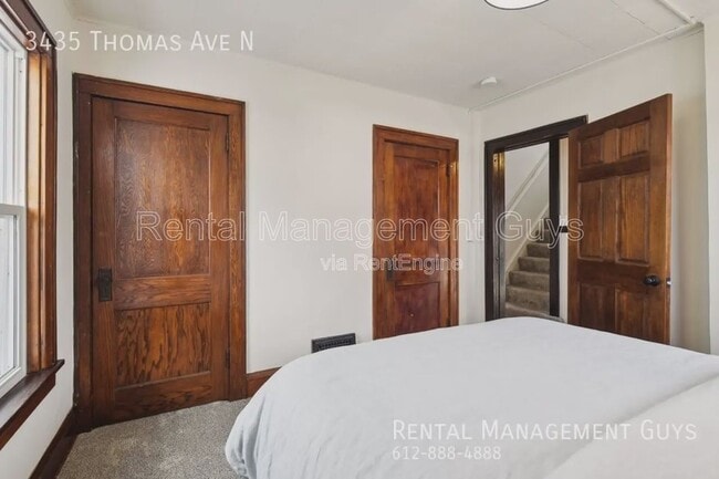 Building Photo - 3435 N Thomas Ave