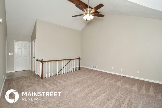 Building Photo - 5613 Ree Dr