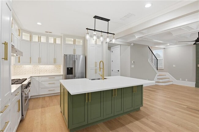 Building Photo - 3842 Memphis Dr