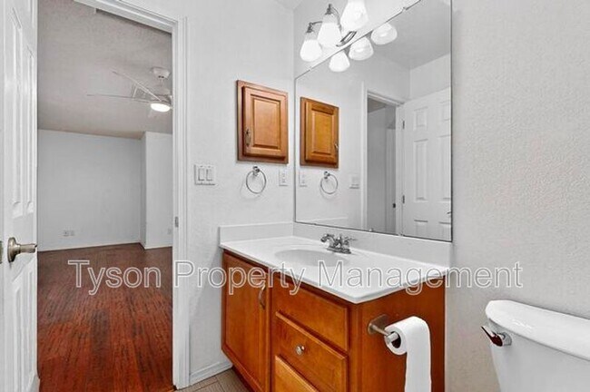 Building Photo - 10527 Brookville St NW