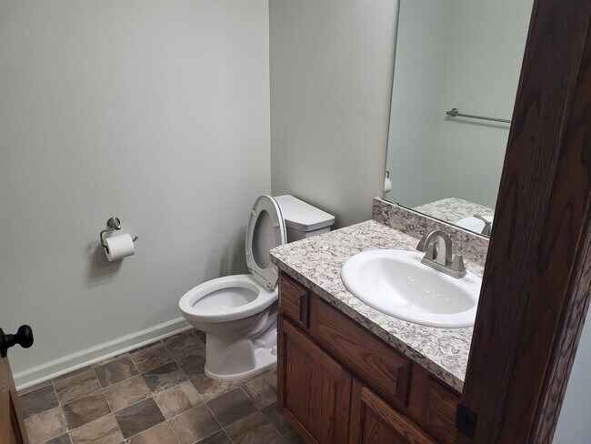 Building Photo - 11719 21 Mile Rd