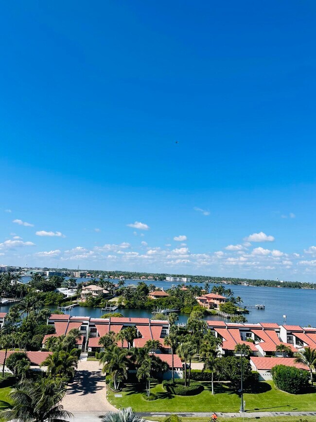 Building Photo - 3475 S Ocean Blvd