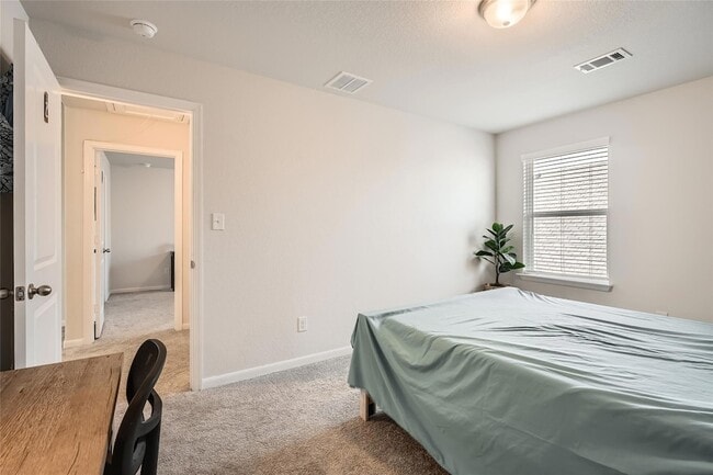 Building Photo - 658 Cherrystone Loop