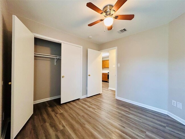 Building Photo - 8507 Apple Carrie Cove