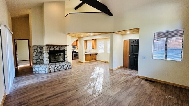 Building Photo - 54315 Pine Crest Ave