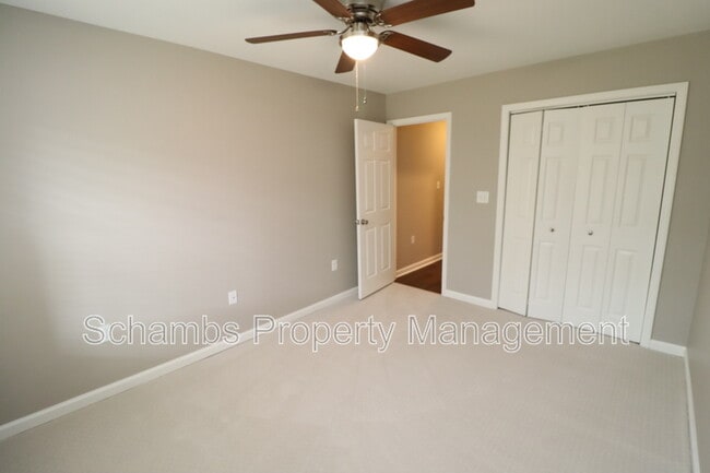 Building Photo - 2023 Bulon Dr