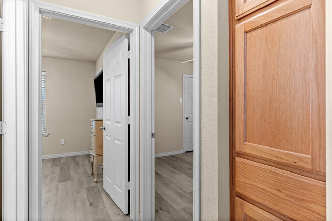 Building Photo - 2936 Palomino Trail