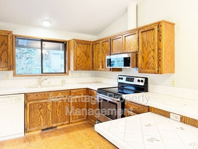 Building Photo - 3698 NW Oleander Pl