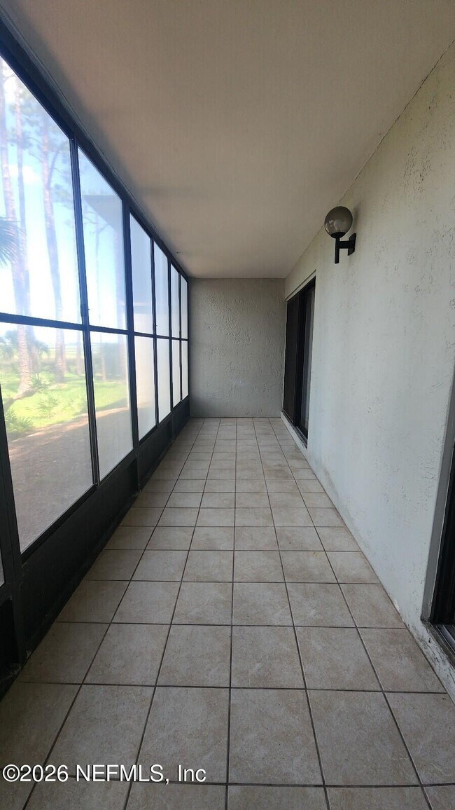 Building Photo - 27 Veronese Ct