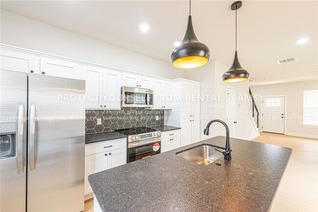 Building Photo - 3124 W Salida Ln