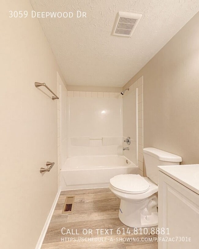 Building Photo - 3059 Deepwood Dr