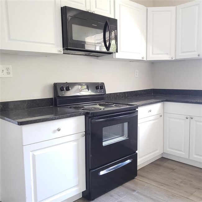 Building Photo - 2403 Durham St