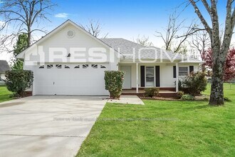 Building Photo - 115 Cedar Breeze Ln