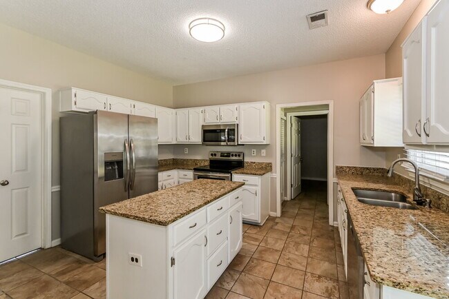 Building Photo - 1077 Cotton Row Cove