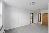 Building Photo - 2 N Huron St