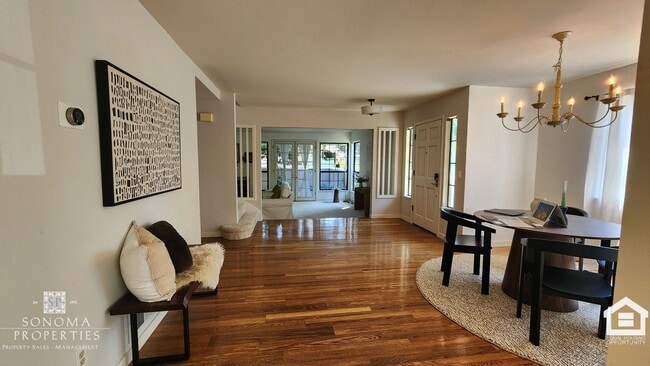 Building Photo - 3 Bedroom/2.5 Bathroom Home in Sonoma Greens!