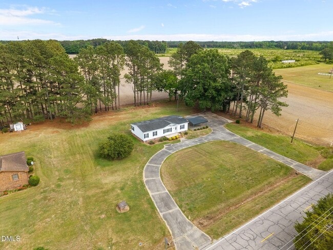 Building Photo - 8540 Godwin-Falcon Rd