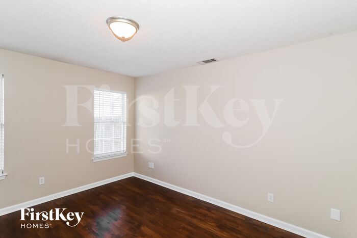 Building Photo - 2832 Misty Briar Cove