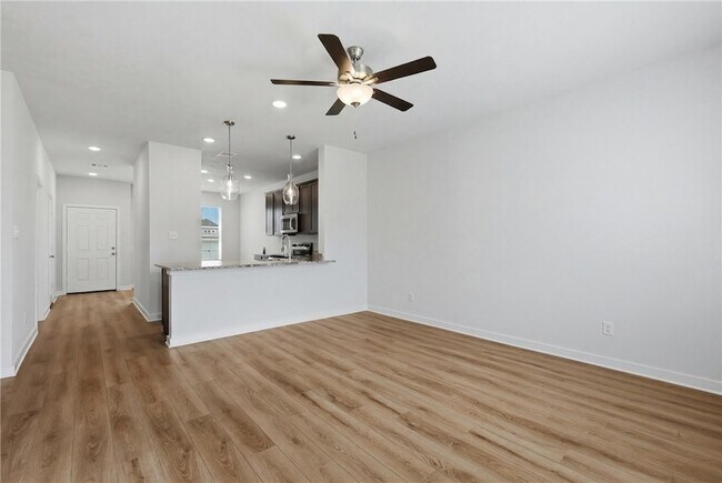 Building Photo - 10633 Burgundy Berry Wy