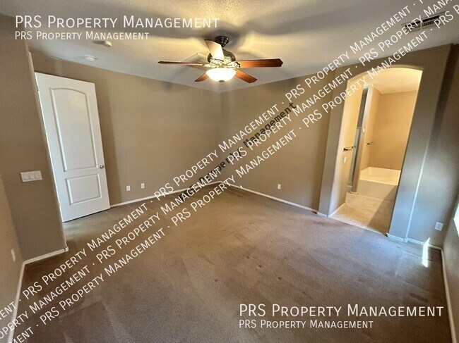Building Photo - 3651 W White Canyon Rd