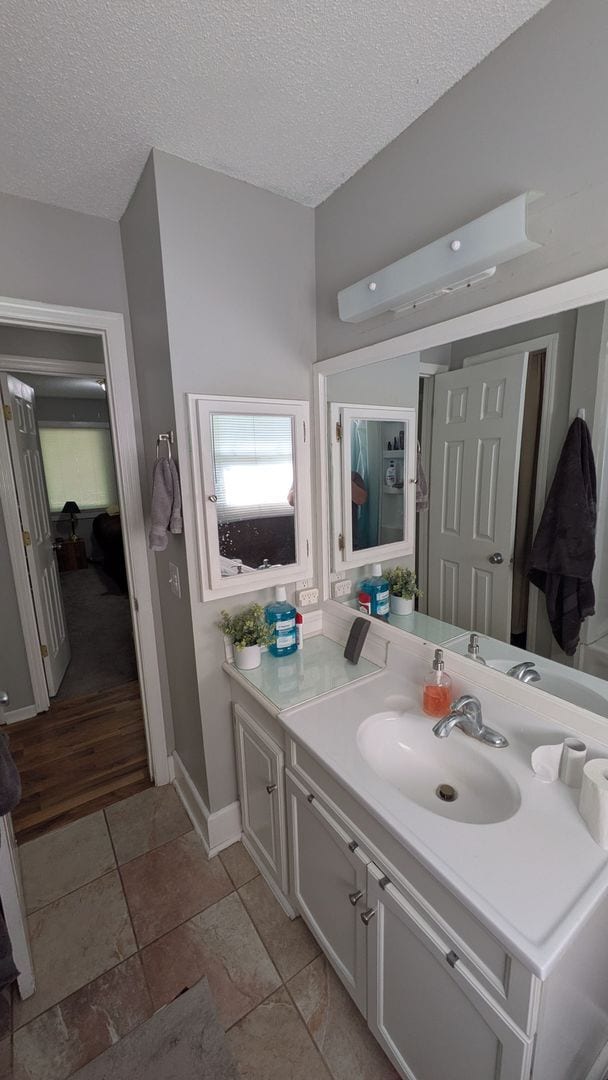 Building Photo - NW Rochester MN, First month free if you m...