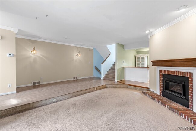 Building Photo - 353 Lakefront Blvd