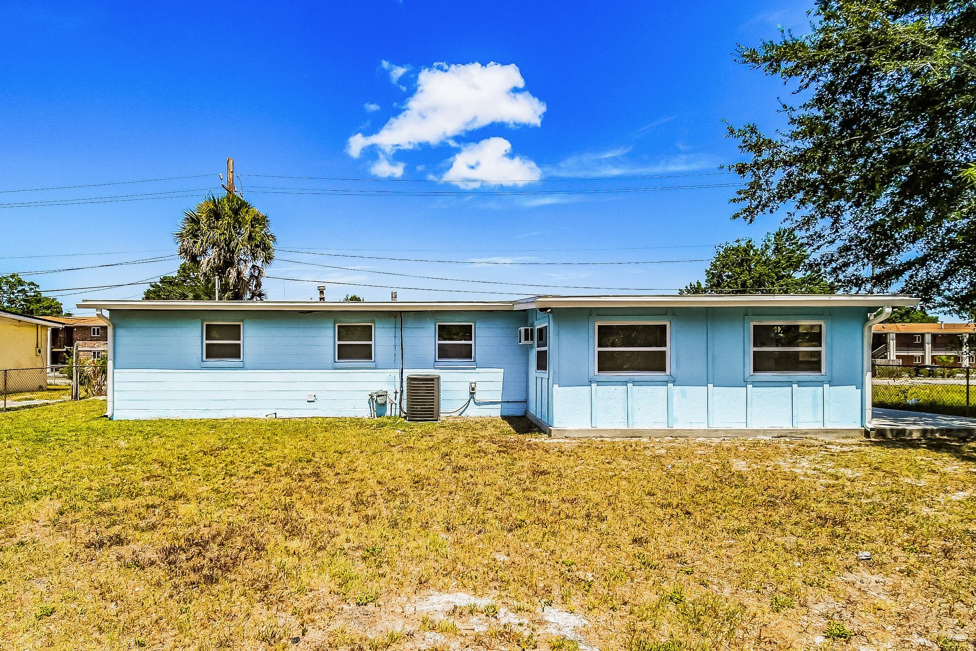 Building Photo - 10520 Monaco Dr