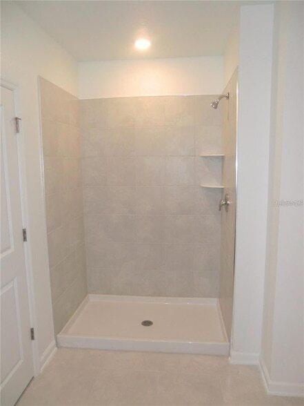 Building Photo - 317 Loch Ct