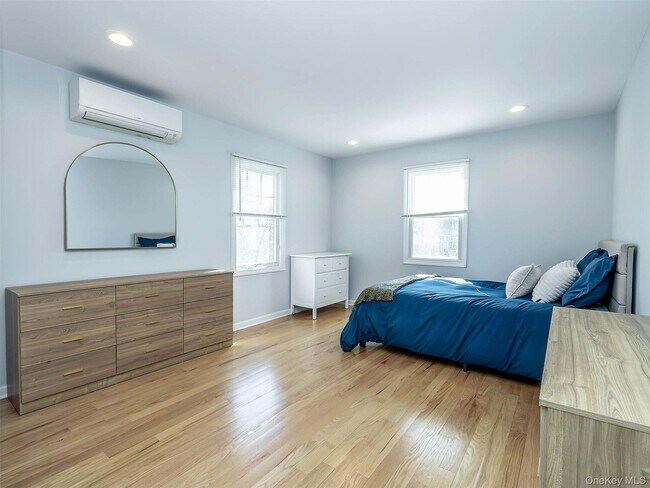 Building Photo - 17 Winans Pl