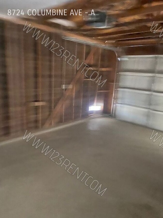 Building Photo - 8724 Columbine Ave