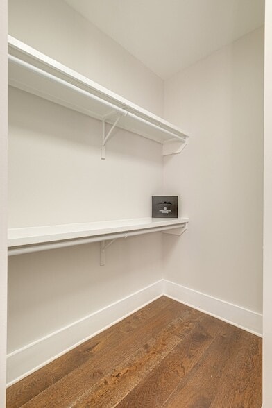 Building Photo - 20 Rutledge St